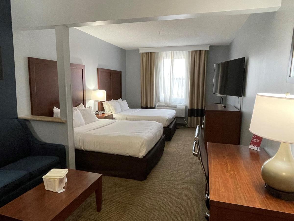 Quality Suites Waldorf Bagian luar foto